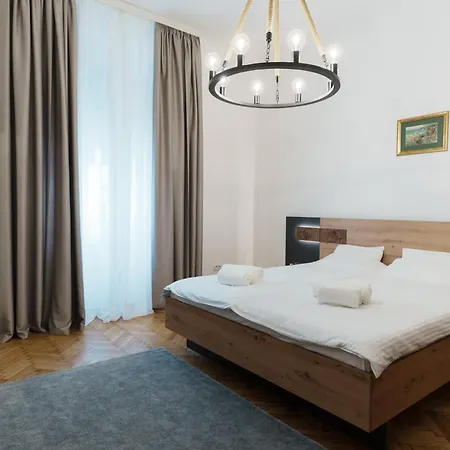 Bd Old Town Apartment *